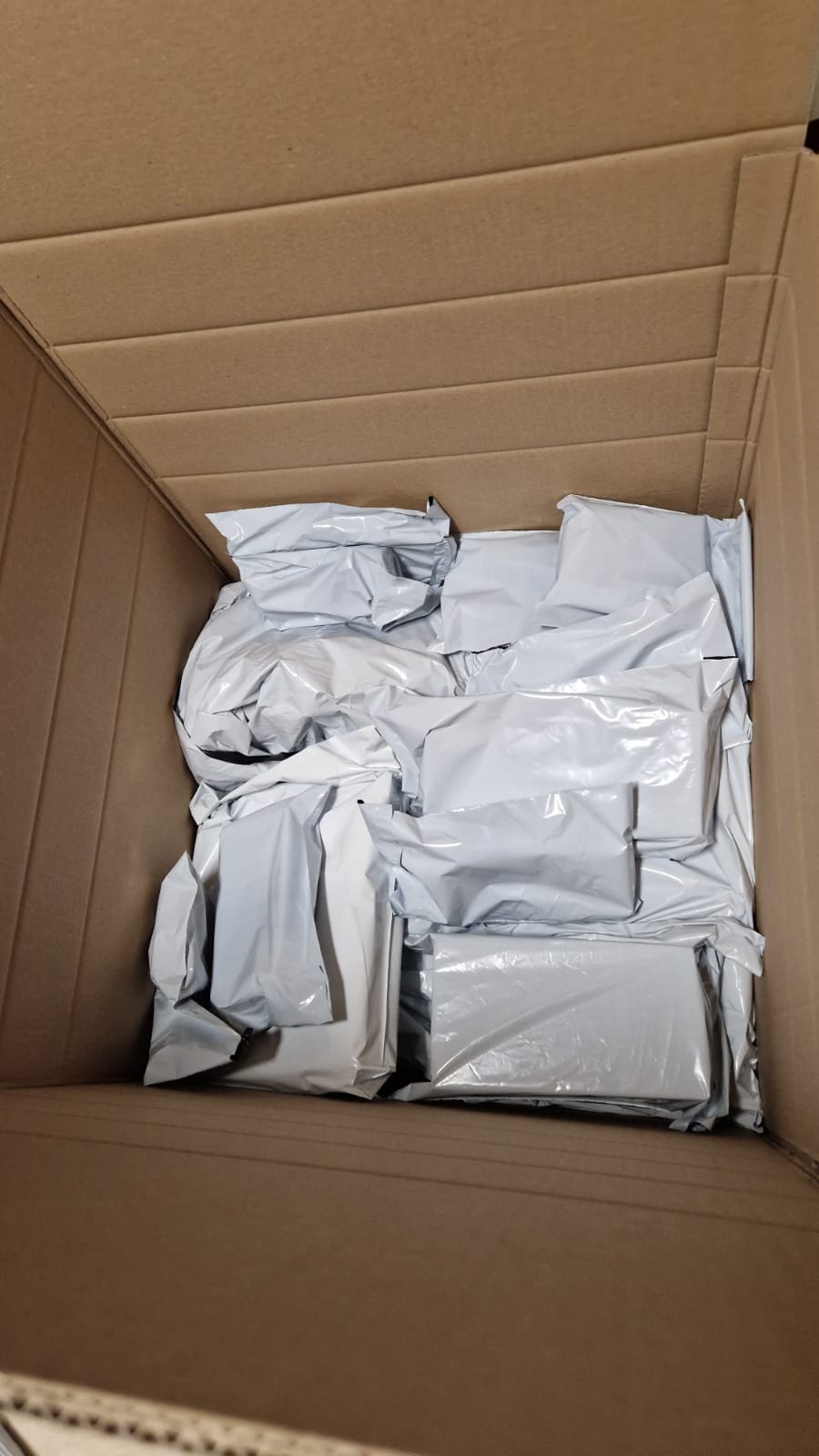 Secret Packs Automaten Mystery Pakete verschlossen 10 Stück