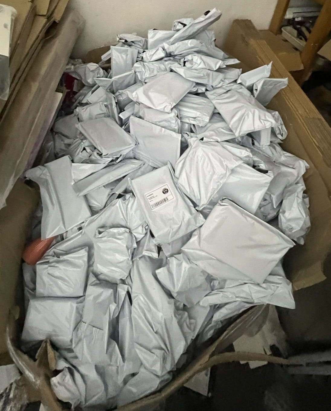 Secret Packs 100 STK - Restposten SONDERPOSTEN Überraschungstüten Werbegeschenke